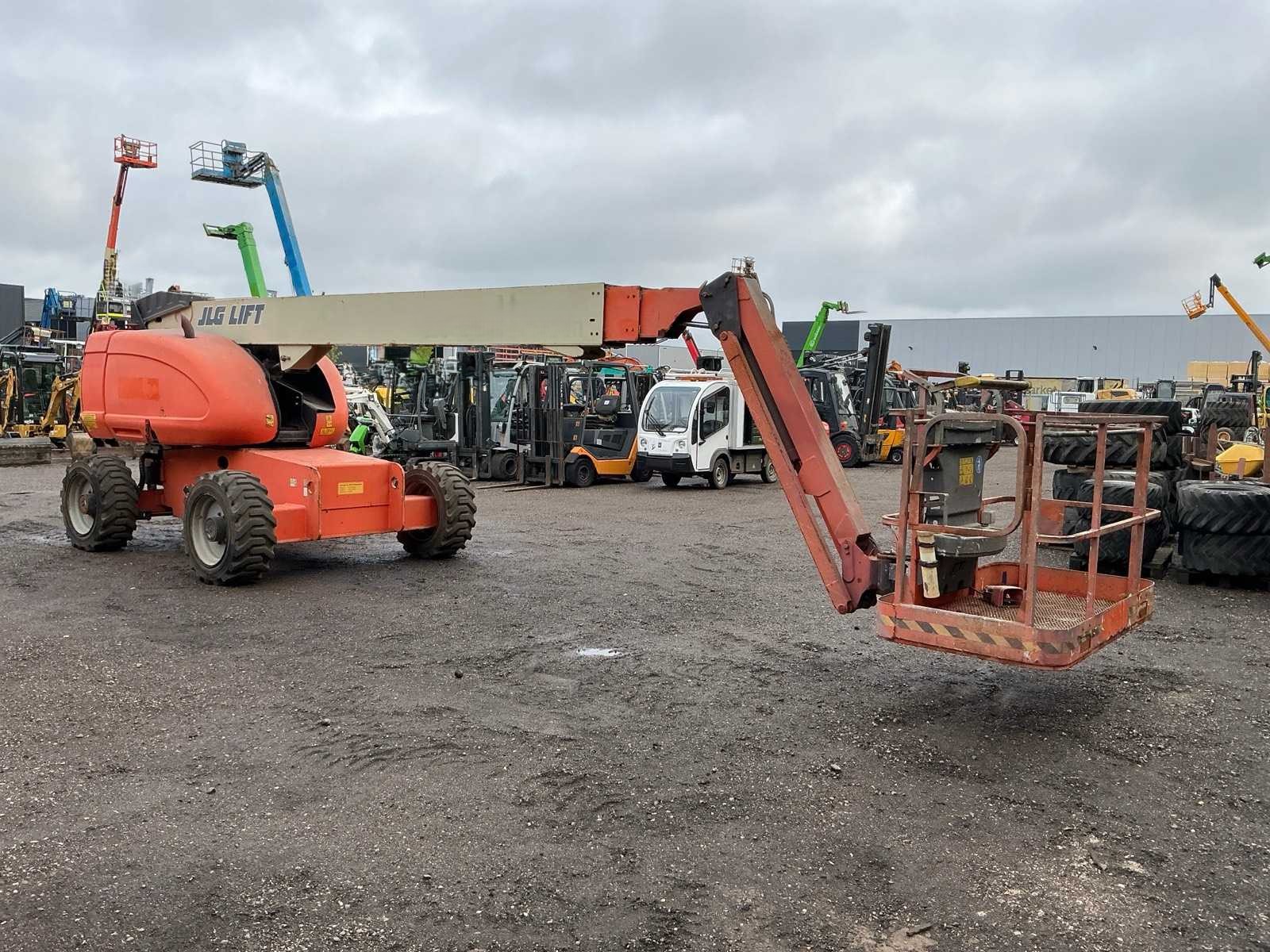 Telescopic Boom Lift - View 2